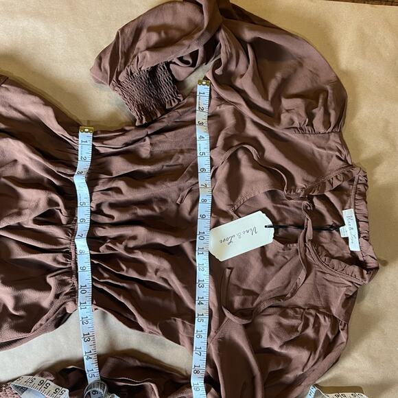 Vine & Love Dress Brown Ruffle sleeves and skirt with tie front - Picture 8 of 9